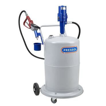 Oil dispenser with compressed air drive